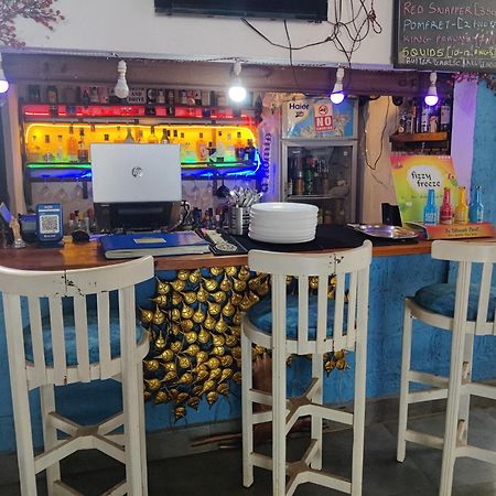 Hotel Mj Beach Resort Baga Bagian luar foto