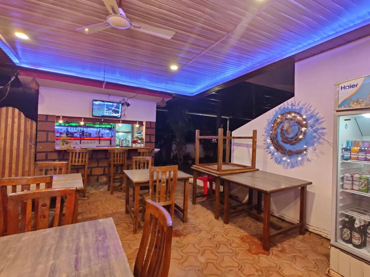 Hotel Mj Beach Resort Baga Bagian luar foto