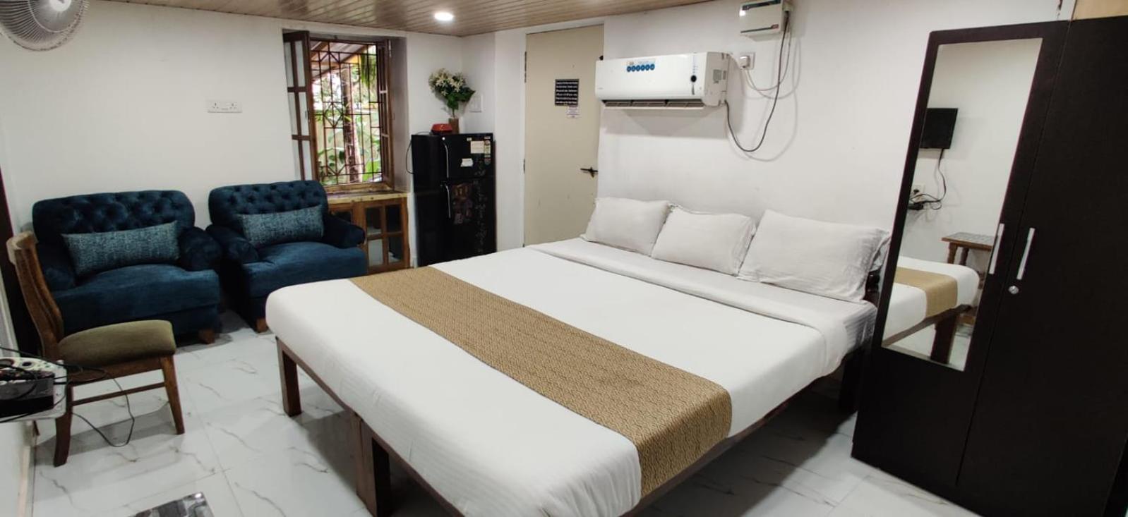 Hotel Mj Beach Resort Baga Bagian luar foto