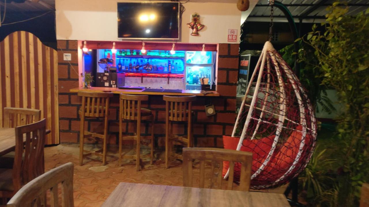 Hotel Mj Beach Resort Baga Bagian luar foto